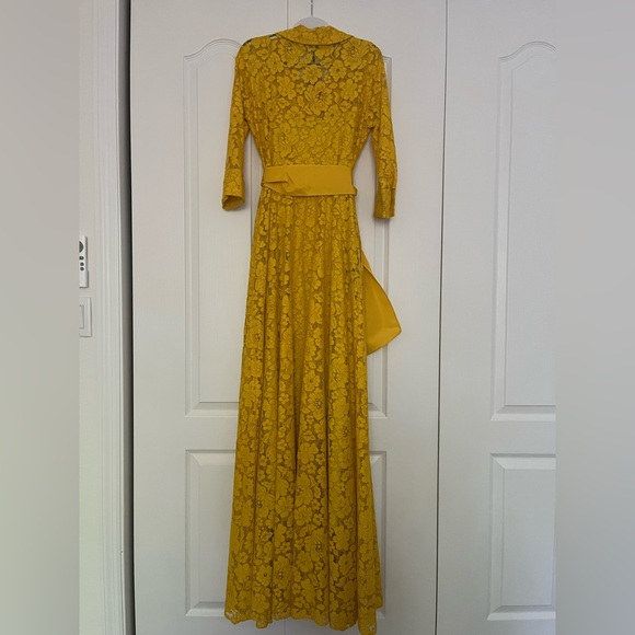 Carolina Herrera Bright Yellow Lace Maxi Dress with Statement Bow